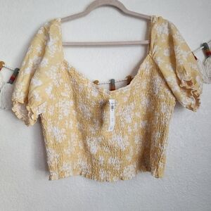 Abercrombie & Fitch Yellow Floral Smocked Puff Sleeve Cropped Top Boho Chic NWT